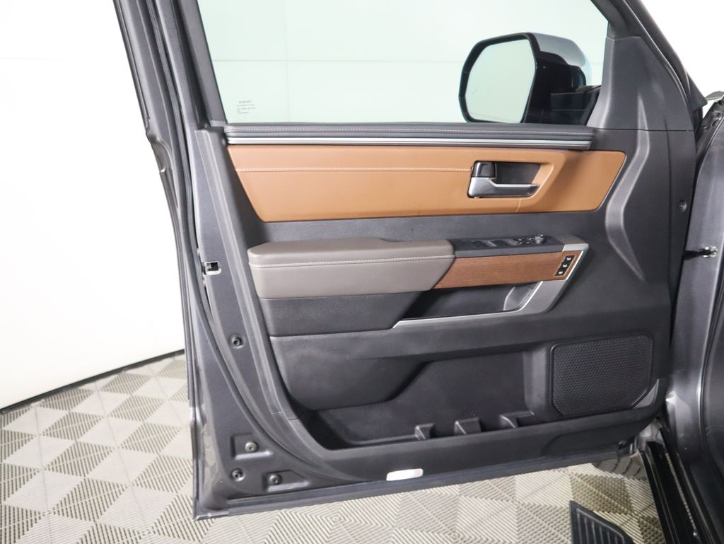 Thumbnail: 2023 Toyota Tundra - 24