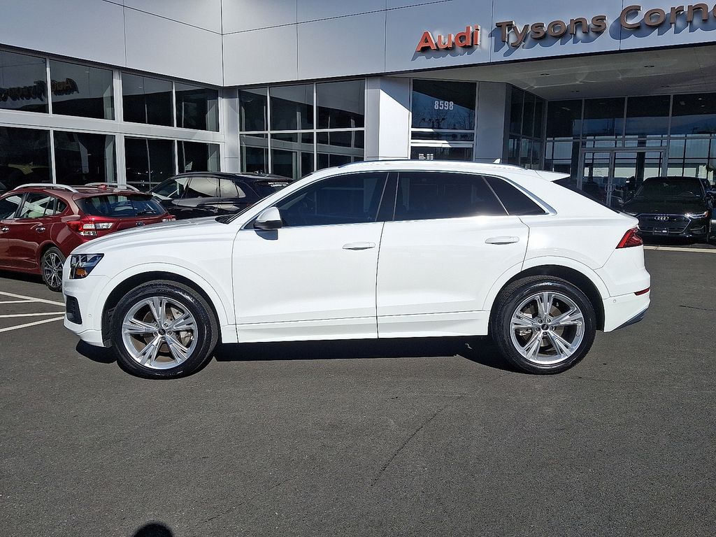 Thumbnail: 2022 Audi Q8 - 7