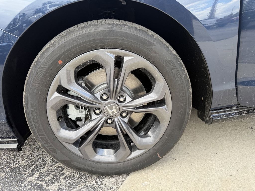 new 2026 Honda Accord Hybrid car, priced at $34,715