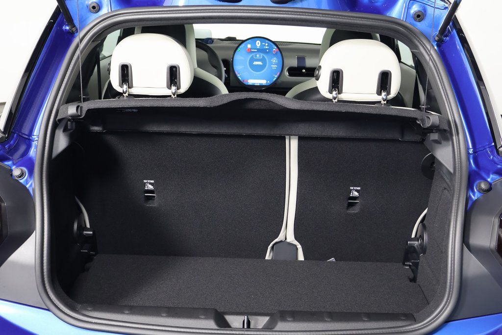 Thumbnail: 2026 MINI Cooper - 8