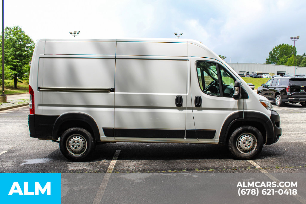 Used 2025 White Ram High Roof image 8