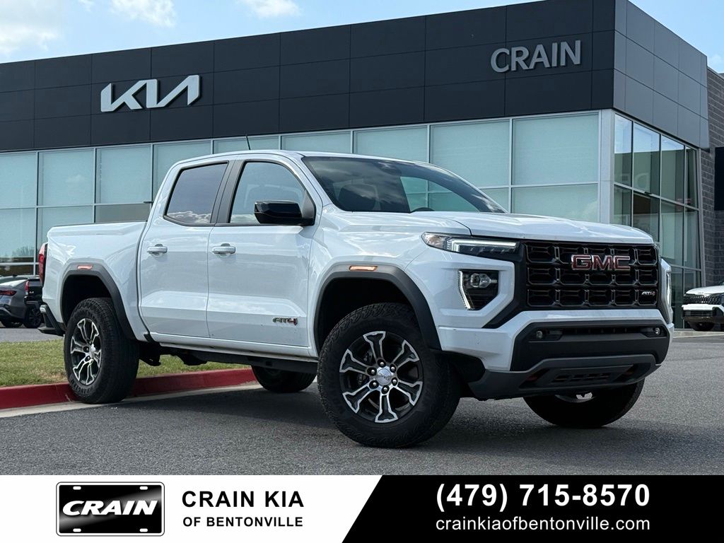 2024 GMC Canyon AT4 Crew Cab 4WD