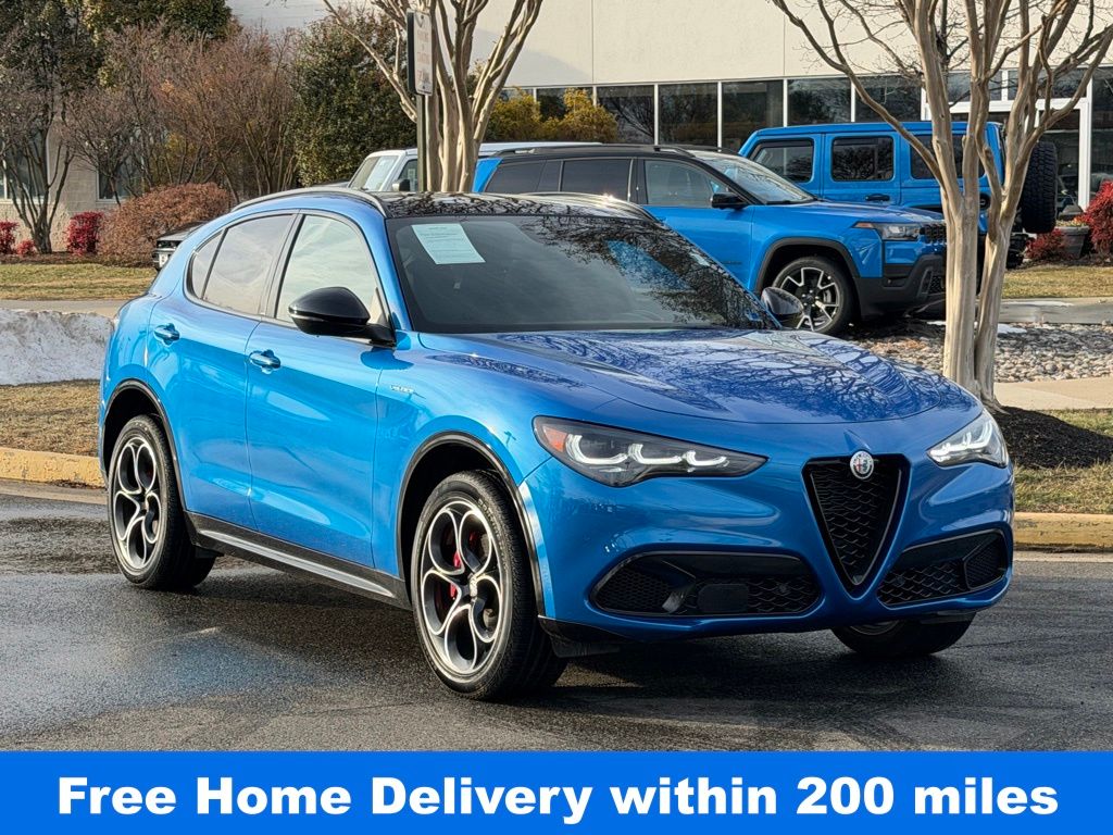 2024 Alfa Romeo Stelvio Veloce AWD