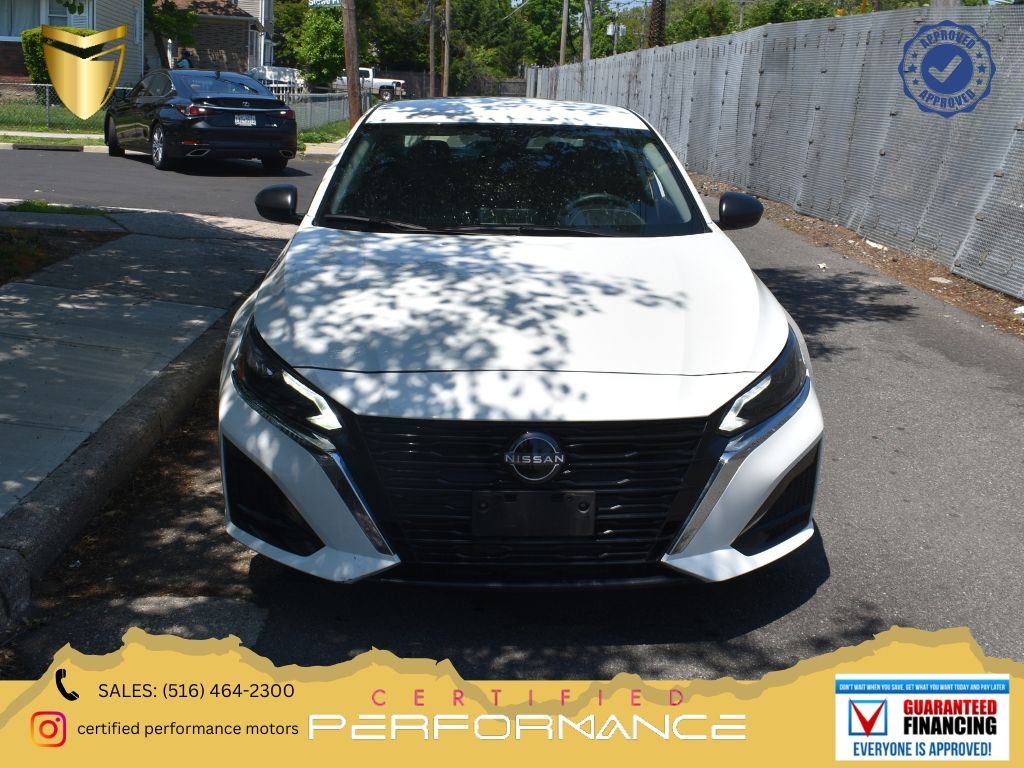 Pearl White Tricoat 2025 Nissan Altima 2.5 SV FWD Sedan Front-Wheel Drive Continuously Variable Transmission