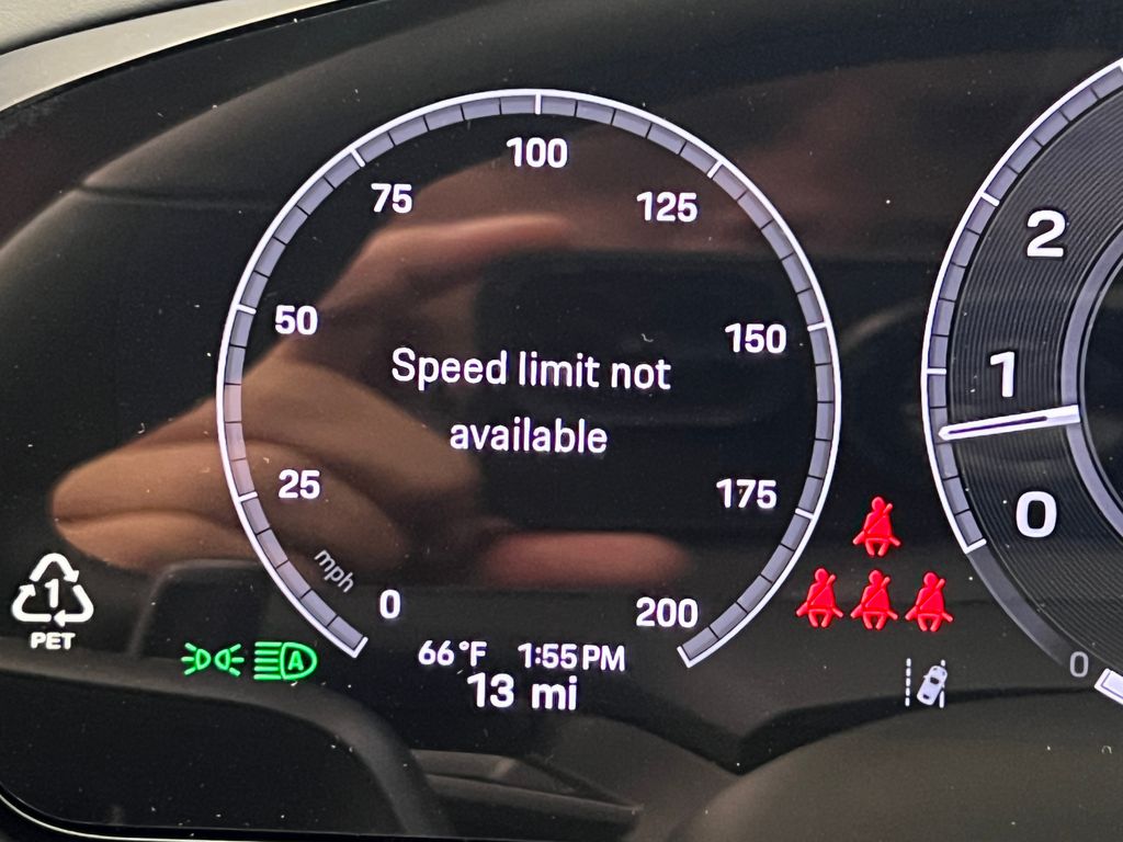 Thumbnail: 2026 Porsche Cayenne - 17