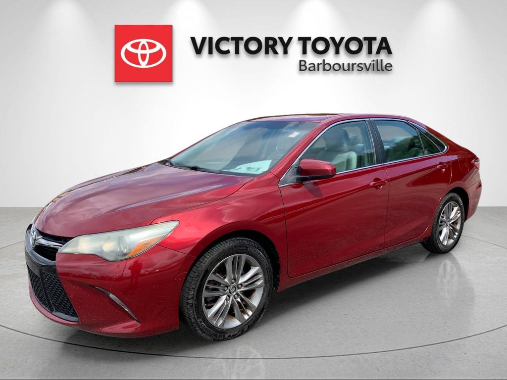 Pearl 2015 Toyota Camry Sedan Front-Wheel Drive 6-Speed Automatic