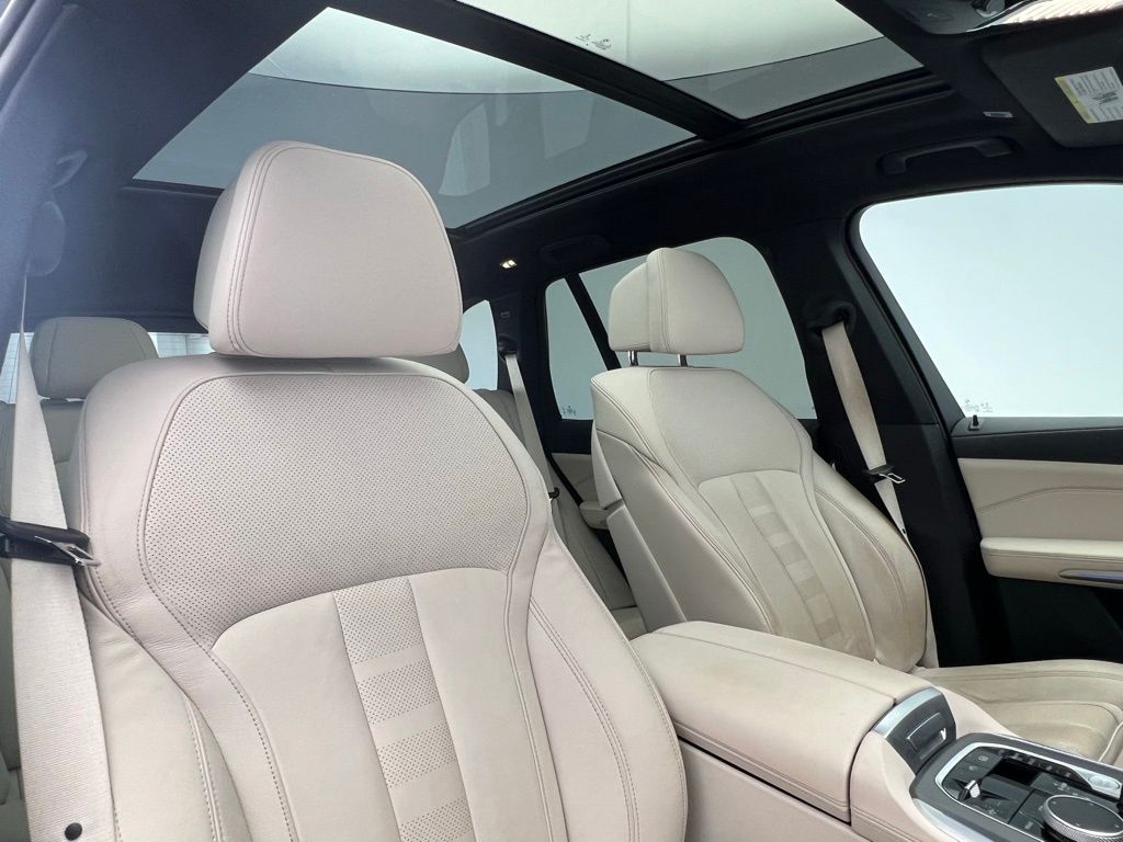 2022 BMW X5 xDrive45e 8