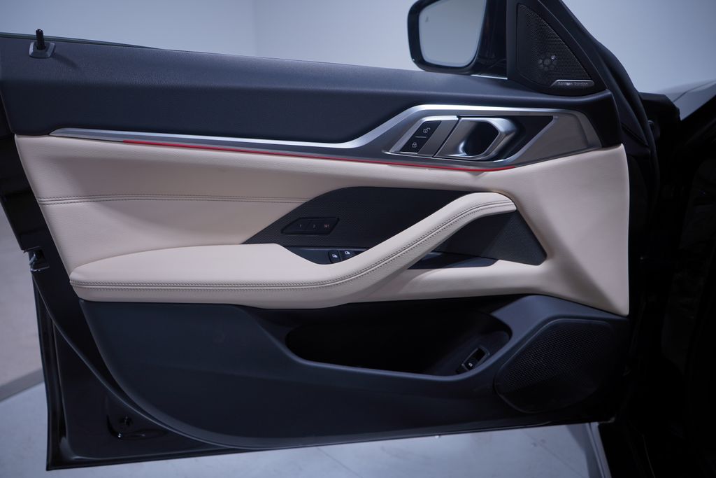 Thumbnail: 2023 BMW i4 - 16