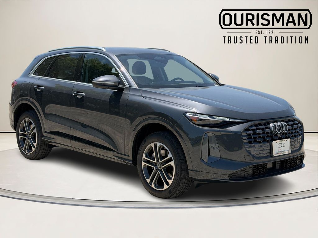 Chronos Gray Metallic 2025 Audi Q5 quattro Premium 40 TFSI SUV / Crossover All-Wheel Drive 7-Speed Automatic