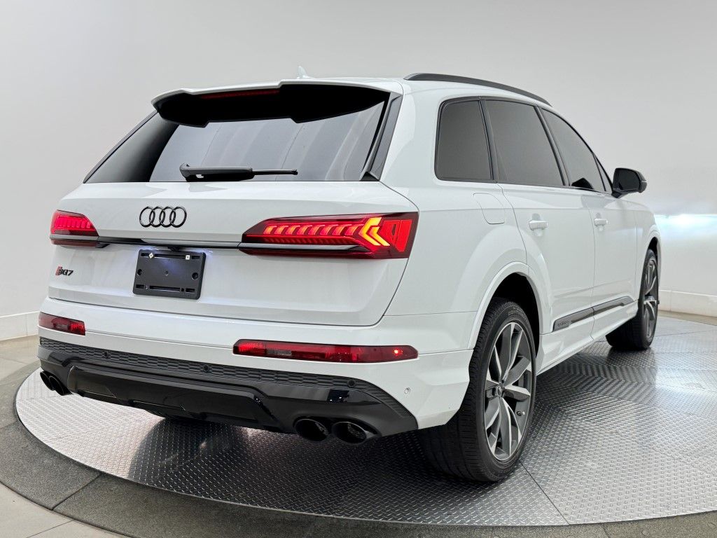 2023 Audi SQ7 Premium Plus 13