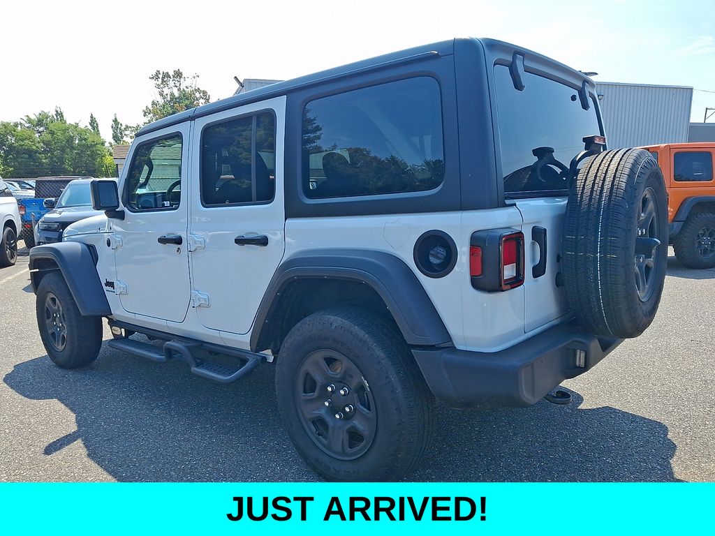 Used 2025 Jeep Wrangler SUV