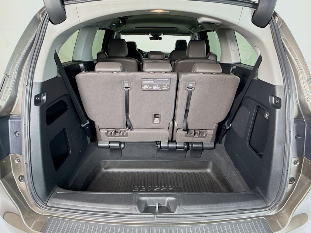 Thumbnail: 2022 Honda Odyssey - 27