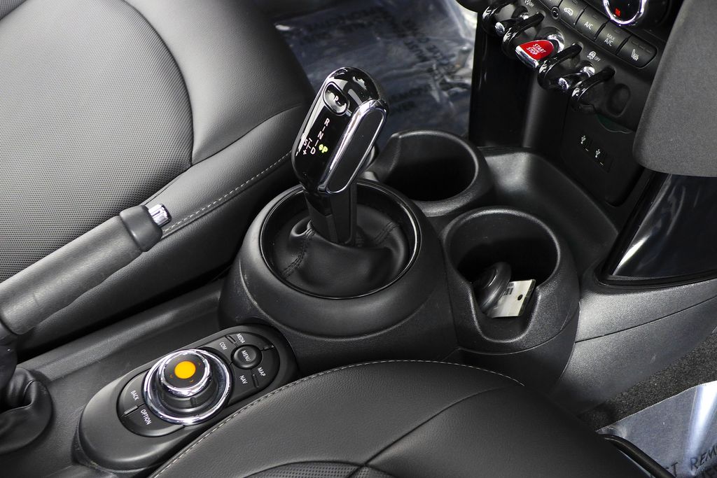 Thumbnail: 2020 MINI Cooper - 16