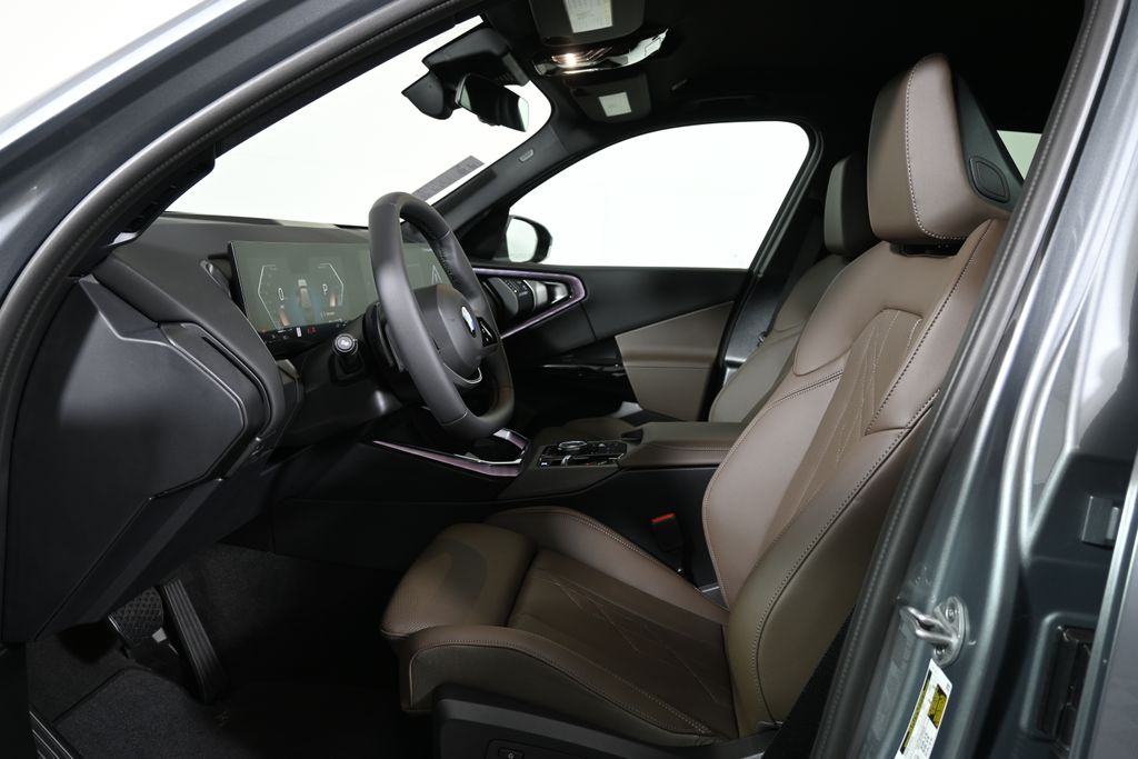 Thumbnail: 2026 BMW X3 - 3