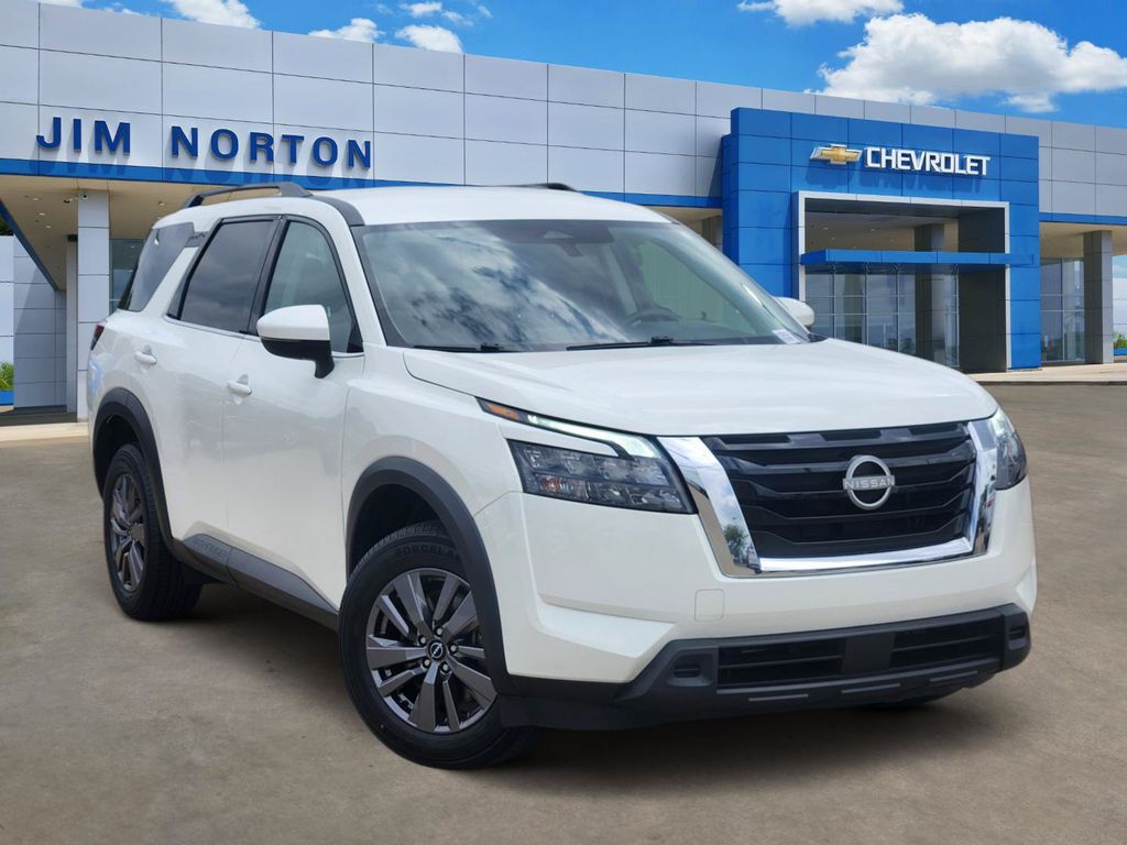 Glacier White 2025 Nissan Pathfinder SUV / Crossover All-Wheel Drive 9-Speed Automatic