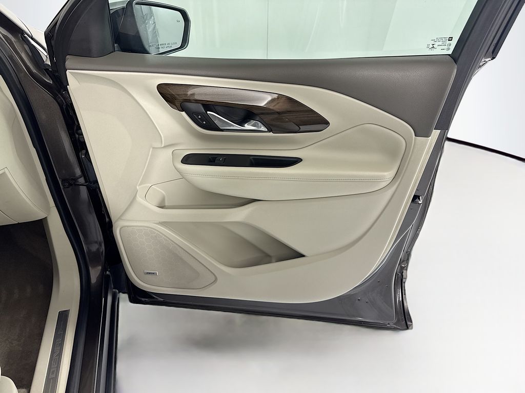 Thumbnail: 2020 GMC Terrain - 26