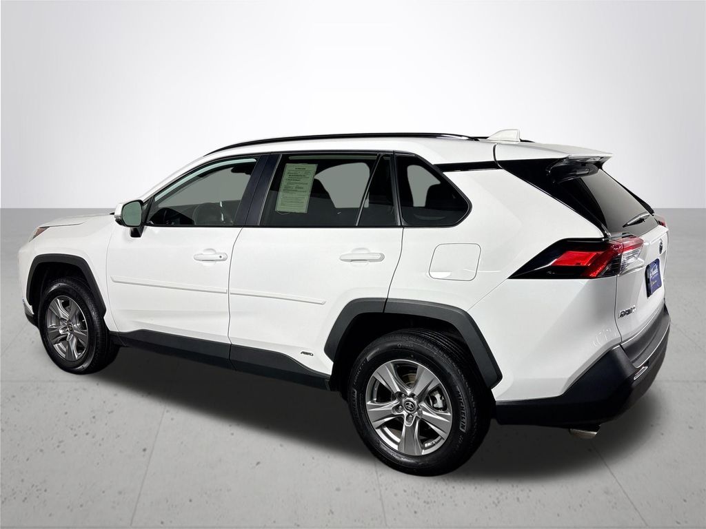 2024 Toyota RAV4 Hybrid LE