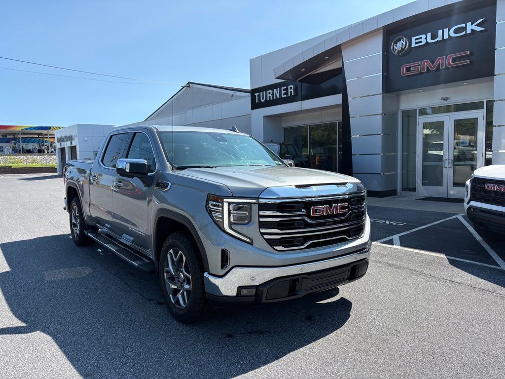 2025 GMC Sierra 1500 SLT Crew Cab 4WD