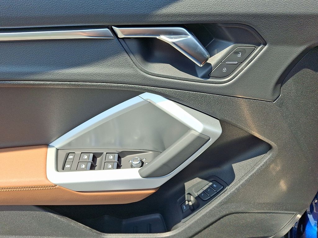 2025 Audi Q3  9
