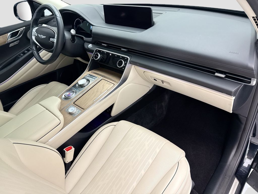 Thumbnail: 2023 Genesis GV80 - 16