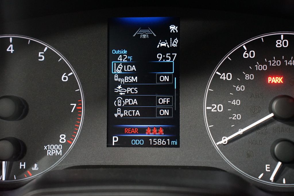 Thumbnail: 2025 Toyota Corolla Cross - 16