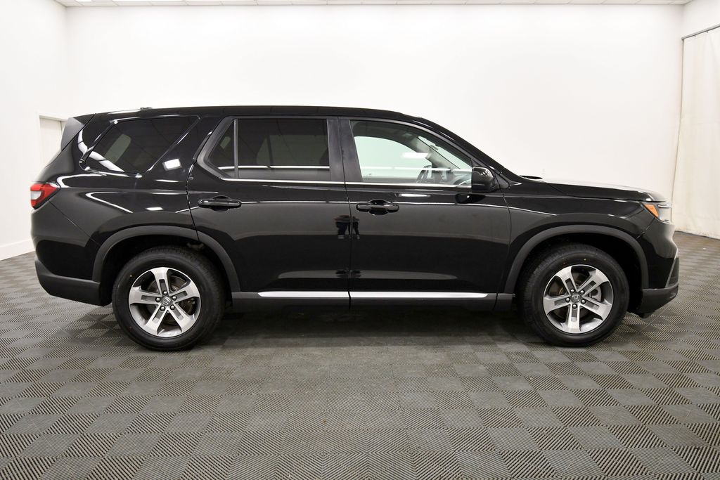 Used 2025 Honda Pilot SUV