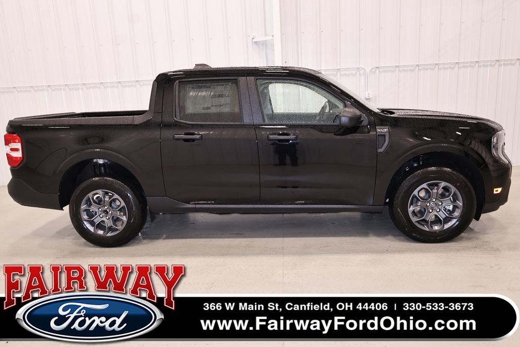Shadow Black 2026 Ford Maverick XLT SuperCrew FWD Pickup Truck Front-Wheel Drive Continuously Variable Transmission