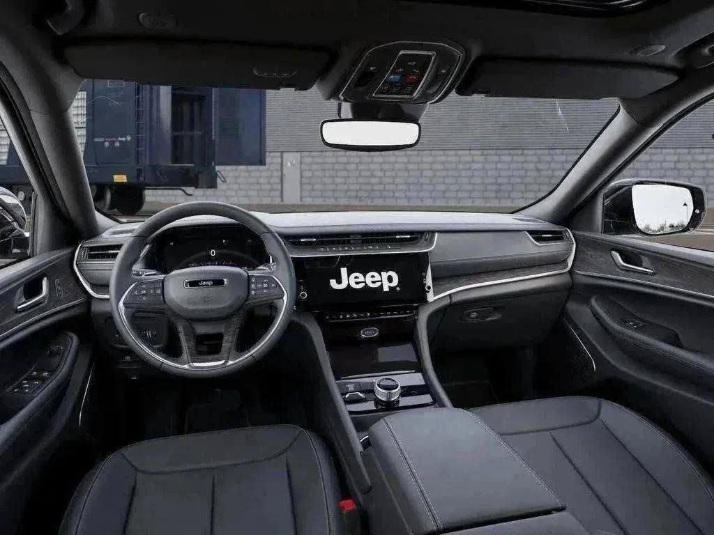 New 2026 Jeep Grand Cherokee SUV