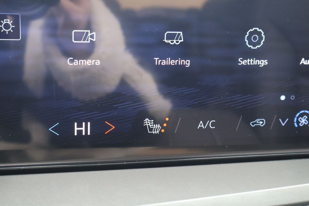 Thumbnail: 2026 Chevrolet Traverse - 29