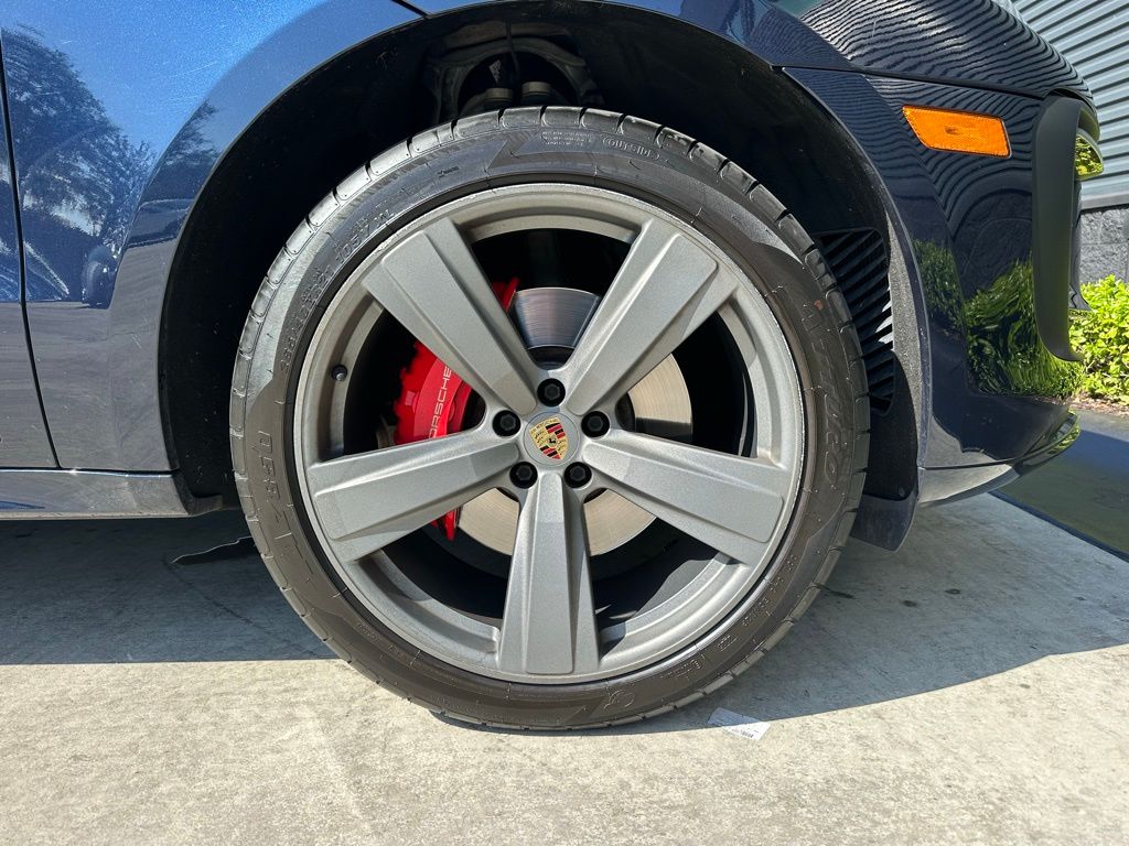 Thumbnail: 2023 Porsche Macan - 15