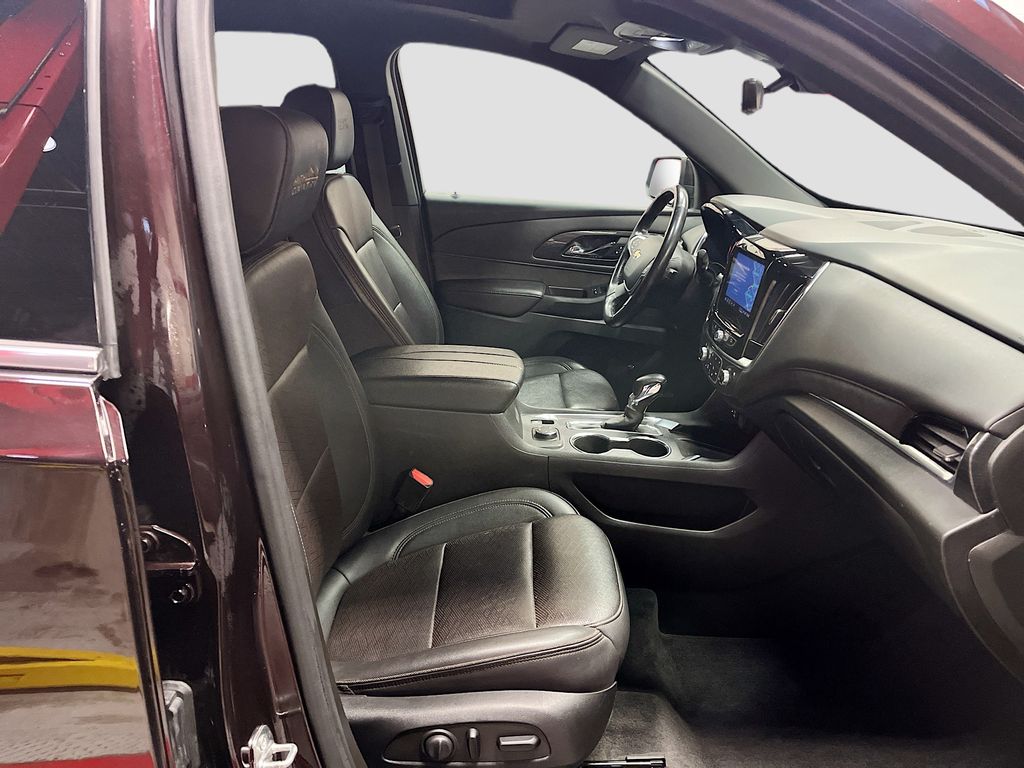 Used 2022 Black Cherry Metallic Chevrolet High Country image 31