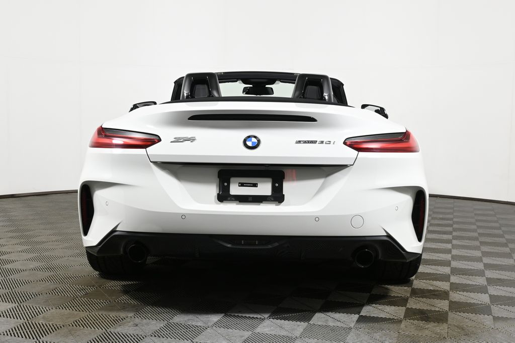 Thumbnail: 2024 BMW Z4 - 14