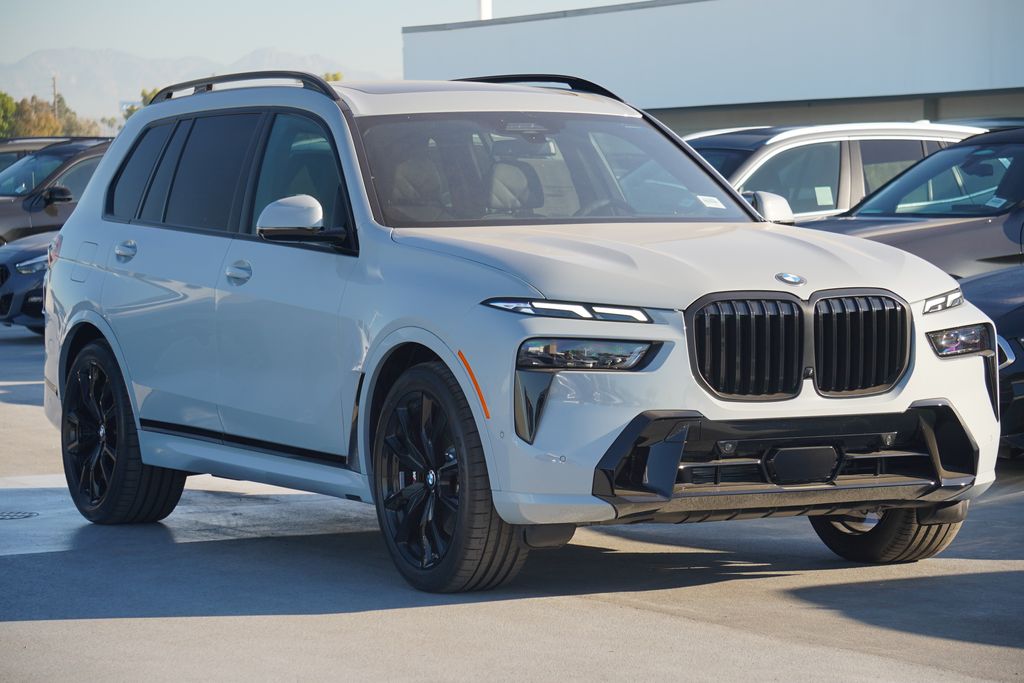 2025 BMW X7 xDrive40i 3