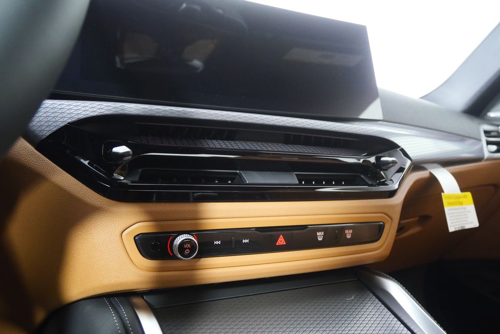 Thumbnail: 2026 BMW 4 Series - 19