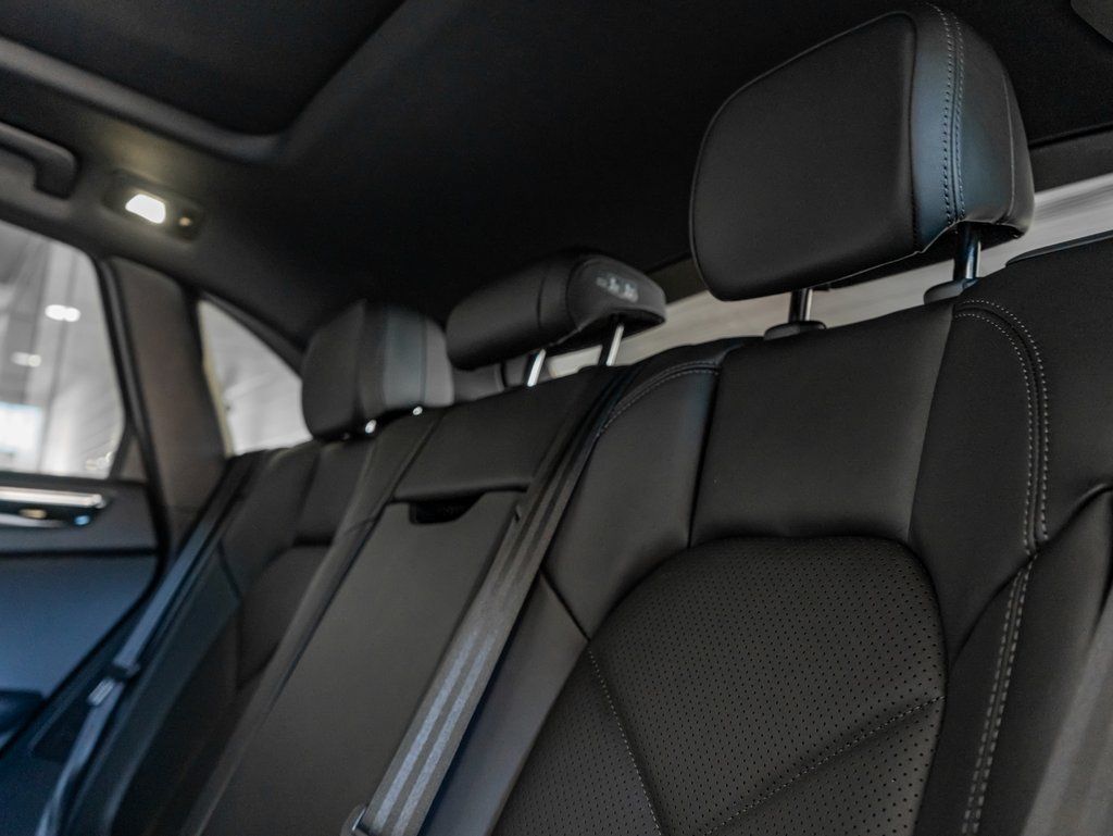 New 2025  Porsche  image 26