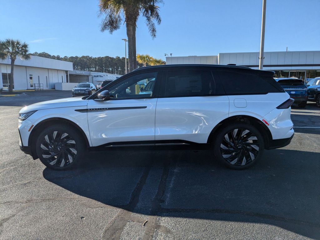 2025 Lincoln Nautilus Hybrid Reserve