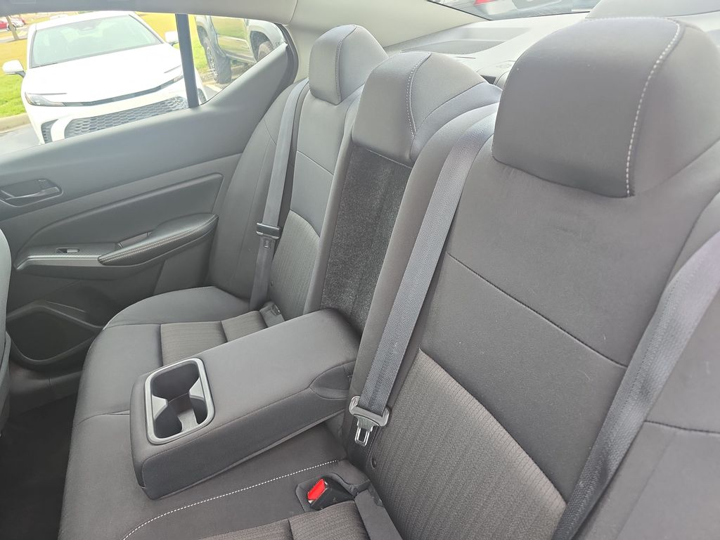 Used 2024 Nissan Altima Sedan