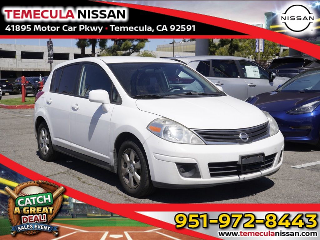 White (Fresh Powder) 2012 Nissan Versa 1.8 S Hatchback Hatchback Front-Wheel Drive 4-Speed Automatic