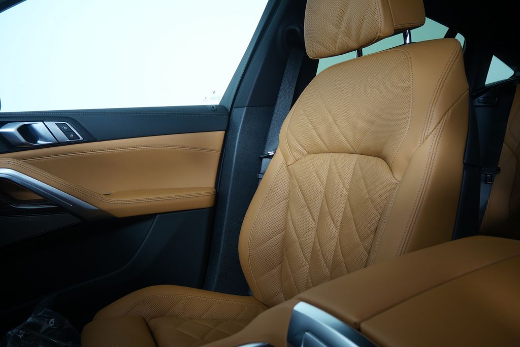 Thumbnail: 2026 BMW X6 - 23