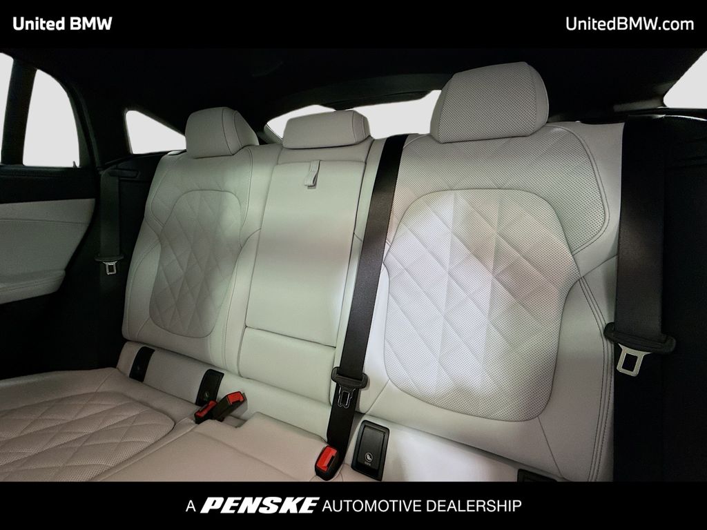 Thumbnail: 2026 BMW X6 - 13