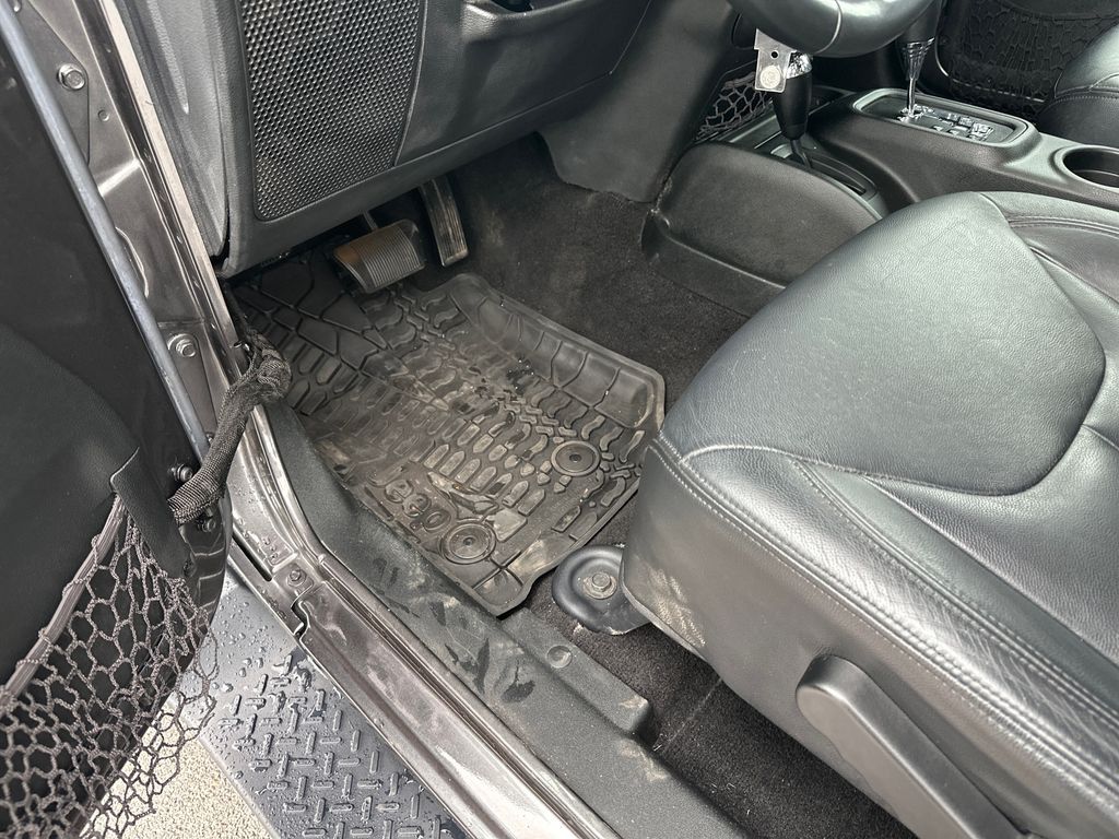 Used Car 2017 Jeep Wrangler  Unlimited Sport For Sale Under $20,000 In Austin, Texas
