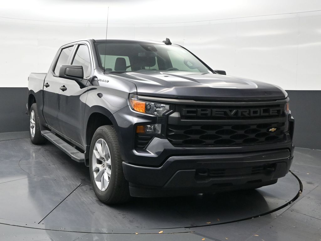 View vehicle photo 7