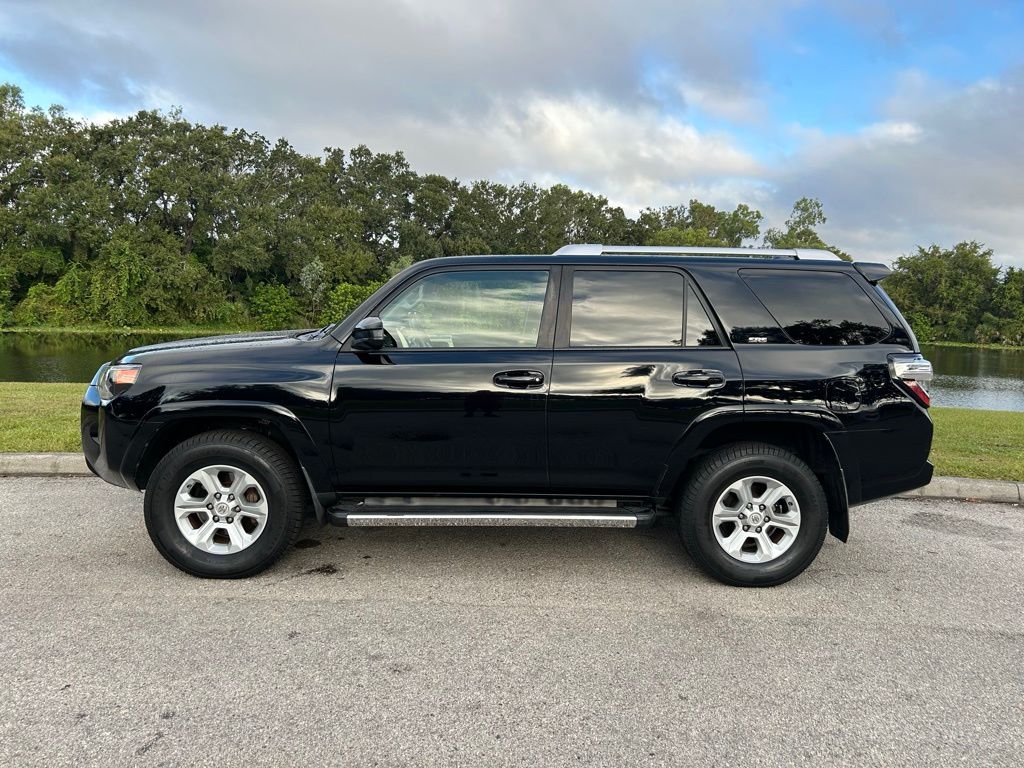 Thumbnail: 2017 Toyota 4Runner - 2