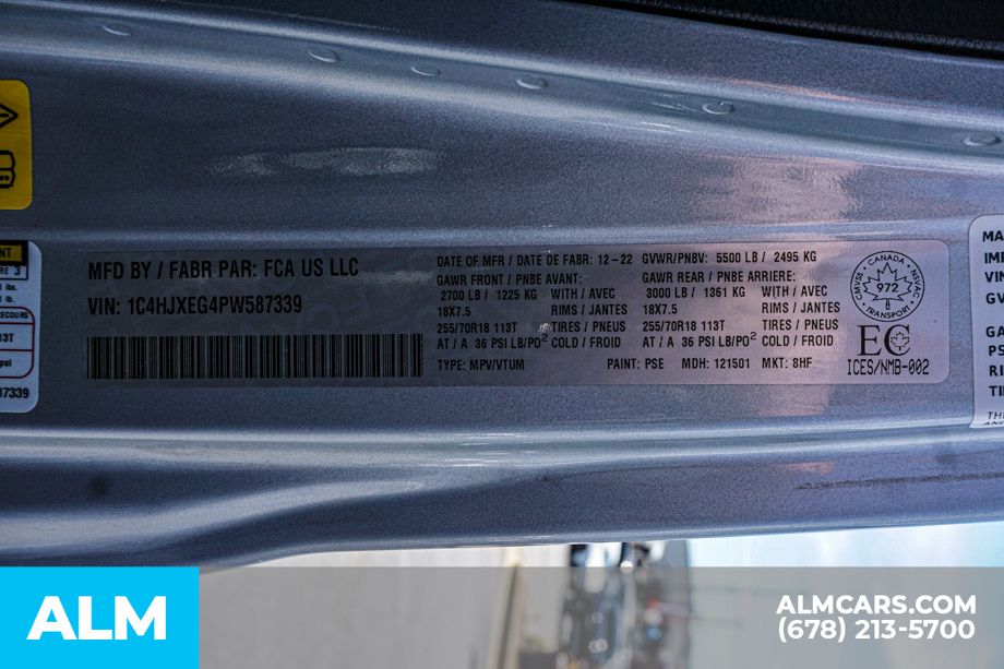 Used 2023 Silver Jeep Sahara image 54