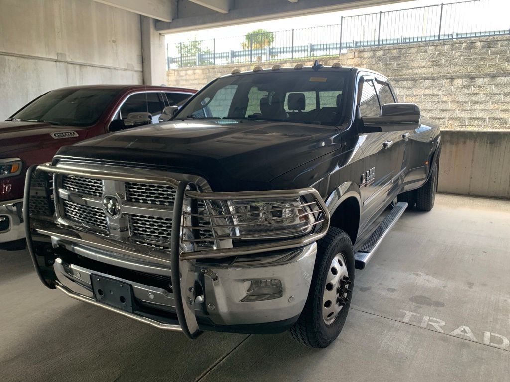 Brilliant Black Crystal Pearlcoat 2016 RAM 3500 Pickup Truck Four-Wheel Drive 6-Speed Automatic