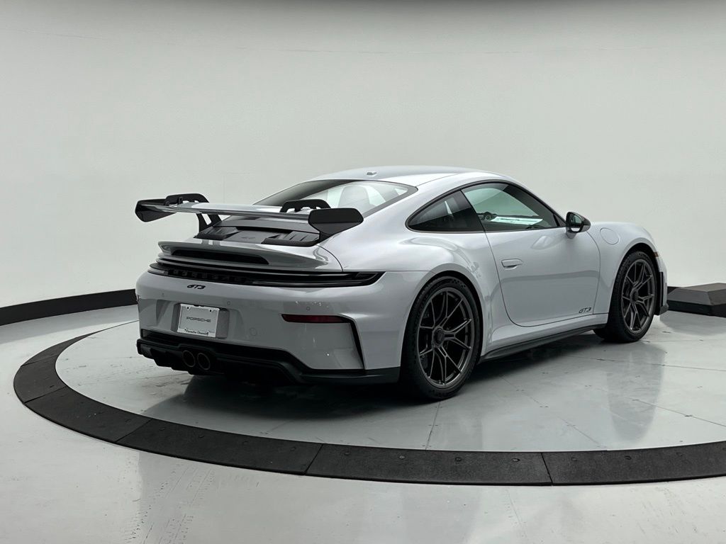 Thumbnail: 2026 Porsche 911 - 7