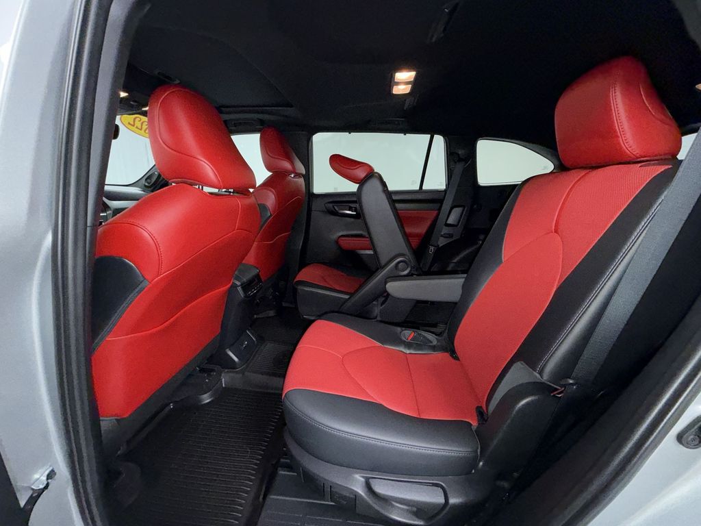 Used 2022 Toyota Highlander SUV