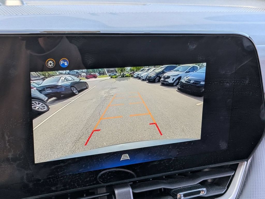 2025 Chevrolet Equinox LT - Photo 20