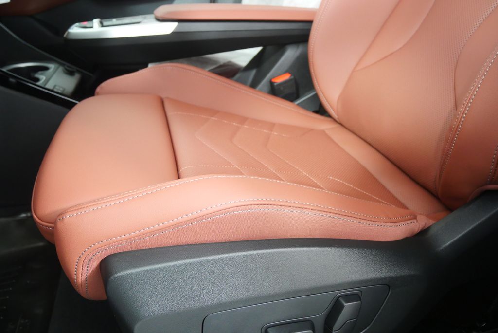 Thumbnail: 2026 BMW X1 - 9