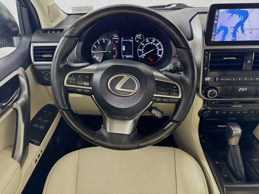 Thumbnail: 2022 Lexus GX - 23